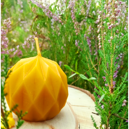 Bee Wax Candle "Honey Diamond"